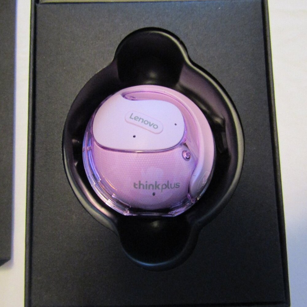Share LENOVO Wireless Blue Tooth Headphones--Portable Battery Charger Case--BNIB